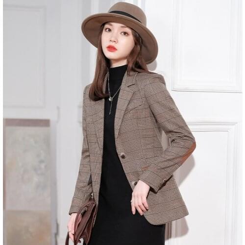 Vintage Womens long sleeved jacket 2021 autumn winter wine red thick coat womens coat golden velvet jacket coat Korean style