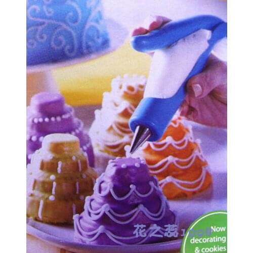 Cake decoration maker set / cream crowded flower / Cake decoration mouth and pen / fondant cake cookies decorating tools