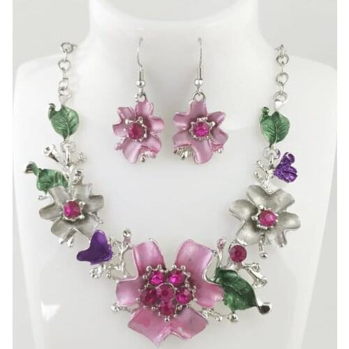 Necklace Earrings Set Sweet Fashionable Wild Flowers Temperament Travel Women Fashion Party Banquet Wedding Gift Accessories