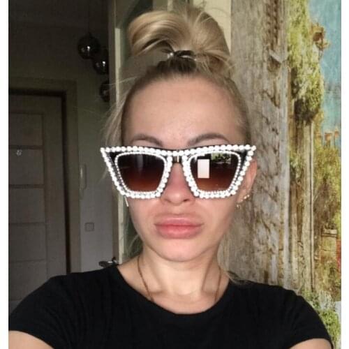 Gorgeous Women Crystal Sunglasses Square Shades Handmade Bling Eyewear Sexly Ladies Sun Glasses Vintage Brand Luxury Eyeglasses