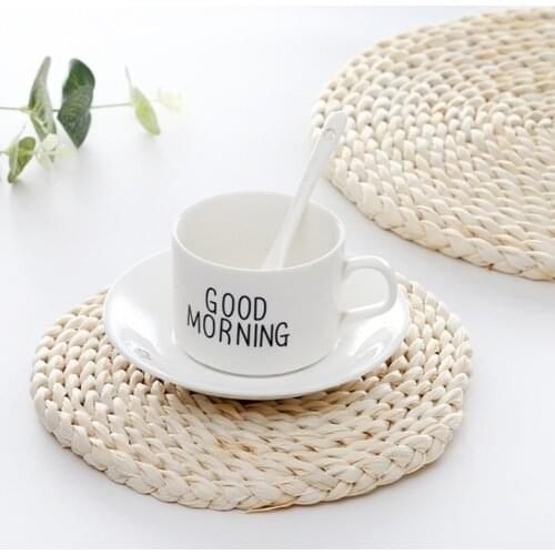 Corn Straw Woven Handmade Husk Woven Round Rattan Placemats Cup Coaster Grass Mats Heat Kitchen Accessories Dining Table Natural