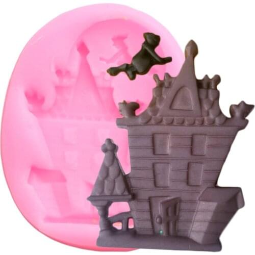 Halloween Haunted House Silicone Mold Ghost House Cookie Baking Candy Chocolate Mold Cupcake Topper Fondant Cake Decorating Tool