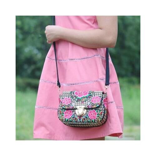 Fashion Embroidered National Small Handbag!Multi Floral embroidery Lady shoulder&Crossbody bag All-match Canvas Cover Carrier