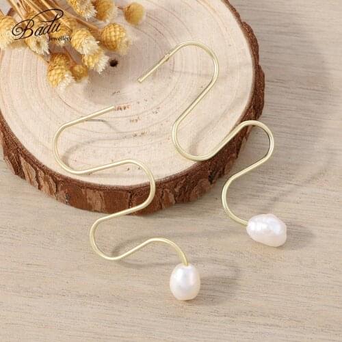 Badu Korean Long Dangle Earrings for Women Metal Simulated Pearl Irregular Punk Gold Earrings Summer Wedding Jewelry Wholesale