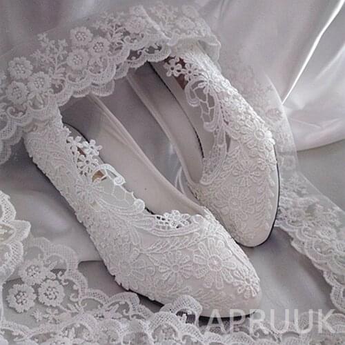 White lace appliques wedding shoes bride handmade tiny 3CM small wedged heel bridal ladies party dinner white lace dancing shoes