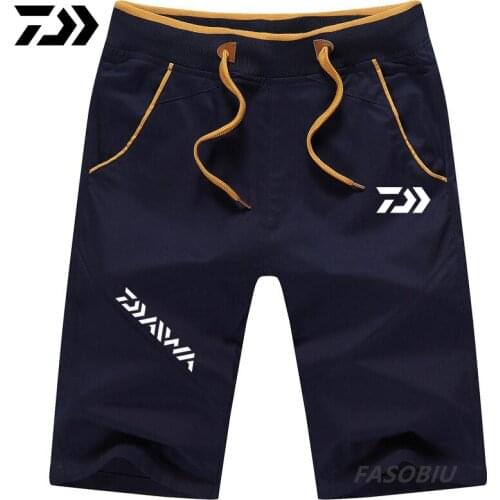 Daiwa Summer Breathable Fishing Shorts for Men Multi-pocket Quick Dry Fishing Clothes Long Shorts Fishing Pants Elastic Waist