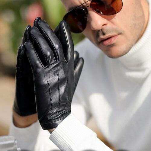 Men one whole piece of leather wrist button top leather gloves black