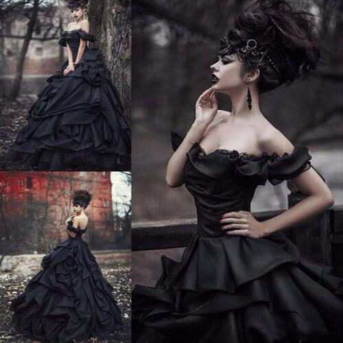 Hot Vintage Ball Gown Gothic Black Wedding Dresses Off Shoulder Ruffles Draped Tiered Skirt Luxury Custom Plus Size Bridal Gowns