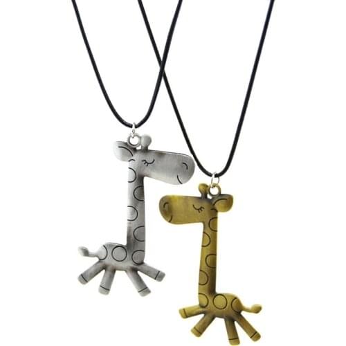 Original New Leather Chain Retro Gold Anime Giraffe Choker Necklace For Women Vintage Animal Pendant Necklace Jewelry Gift