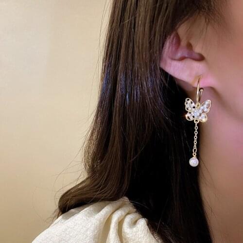 Korean Fashion Rhinestone Pearls Butterfly Dangle Earrings for Women Literary Elegant Piercing Earring Temperament Party Jewelry