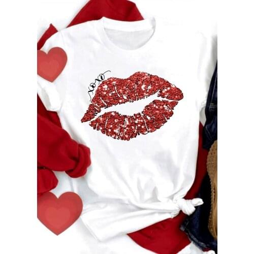 Valentine Day Xo Xo Lips O-Neck womens T-shirt Valentines Shirt Harajuku style women fashion grunge vintage aesthetic Tee top