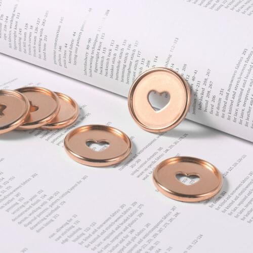 16Pcs Plastic Planner Discs Mini Discs Binding Ring Discs Expansion Discs Heart Shape Notebook Discs for Notebooks and Journal
