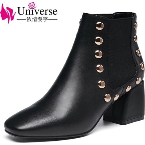 Universe fashion square heel winter boots stylish women ankle boots with metal decoration high heel chelsea boots G241