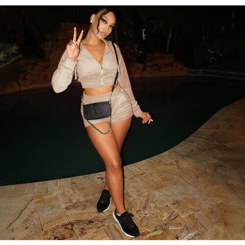  2021 New European And American Autumn Fashion Casual Solid Color Long Sleeve Zipper Coat Slim Top And Shorts