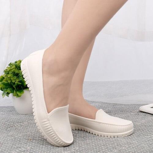 Comfort Resistant Flat Slip On Nursing Shoes Women White Air Cushion Teacher Nurse Shoes Casual Slip-on Boat Deck shoes A50