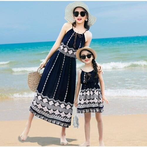 Summer Mother Daughter Beach Dress Sleeveless Floral Hawaiian Dresses Mommy And Me Family Matching Dress Family Look Clothes