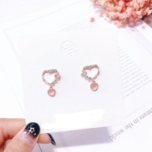 New 2019 Korean Sweet Stud Earrings Heart Circle for Women Gilrs Fashion Jewelry 5A1033