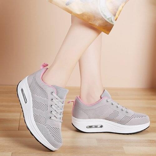 Lace Up Fitness Shoes 2021 Soft Bottom Walking Shoes Woman Mesh Air Cushion Shoes Summer Chunky Sneakers For Woman Wedges