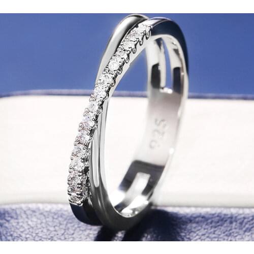 UILZ New Fresh Two Tone X Shape Cross Ring for Women Wedding Trendy Jewelry Dazzling CZ Stone Modern Rings Anillos