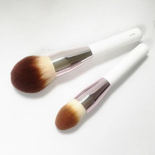 LM The Powder / Foundation Brush - Luxuriously Large Powder/Bronzer Full Coverage Liquid Cream Beauty Makeup Blender Applicator