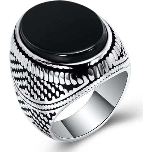 2019 New Retro Titanium Steel Personality Black Crystal Hip Hop Ring For Man Delicate Ring Tide People Domineering Hand Jewelry