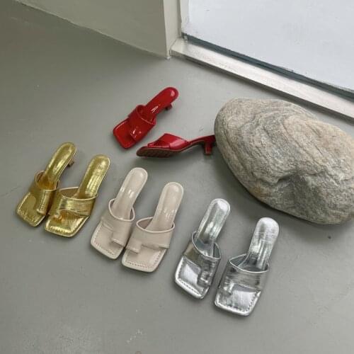 2021 Summer Clip Toe Women Sandals Slippers Slip On Mules Shoes Gold/Red/Silver Shoes Square Toe Thin Low Heels Shallow Slippers