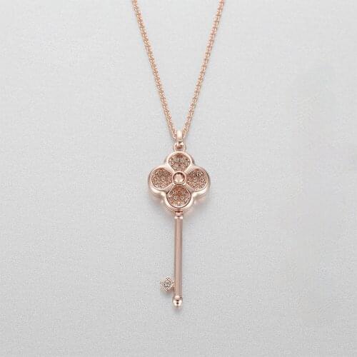 1:1 Elegant temperament rose gold key design clavicle necklace pendant Fashion beauty flower lady silver jewelry