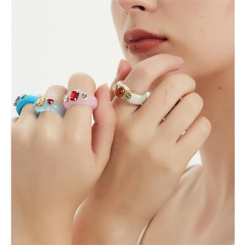 2021 Fashion Design Womens Irregular Index Finger Ring Tortoiseshell Color Set Zircon Acrylic Simple Style Resin Ring Jewelry