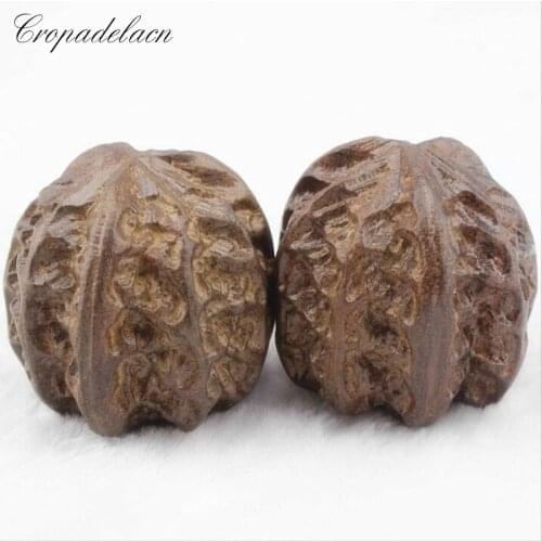 10pcs Vietnam Agarwood walnut shape hand massage wood ball massager Acupressure Lower blood pressure promote blood circulate