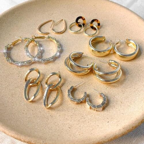 2021 Fashion Ladies Fashion Metal Earrings Exaggerated Simple Geometric Earrings Personality Party Decoration Jewelry Gift