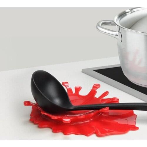 Creative Design Splattering Blood Kitchen tools Spoon Holder Tomato Sauce Rest Organizer pince bol cuisine kichen