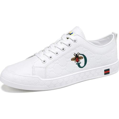 Men Casual Shoes Outdoor Skateboard Sneakers Summer Fashion Lace-Up Antiskid Boots 2021 New Brand Luxury Designer 39-44 Euro