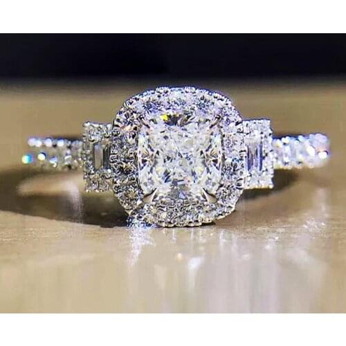 New Recommendation Classic Luxury Womens Micro-inlaid Zircon Wedding Ring Exquisite Prom Gift Hand Jewelry