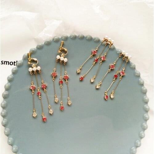 Long Baroque Imitation Pearls No Ears Hole Earrings Palace Red Glass Stone Clip Earrings Without Piercing For Women banquet