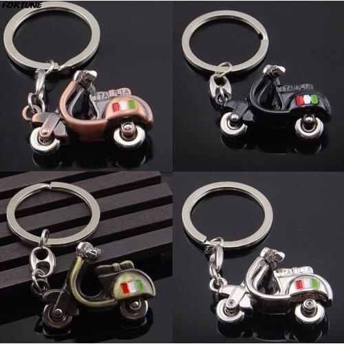 Stylish 3D Motorcycle Keychain Scooter Decoration Metel Car Key Holder Keyring Crafts Keychain Bag For Motorcycle Accessories