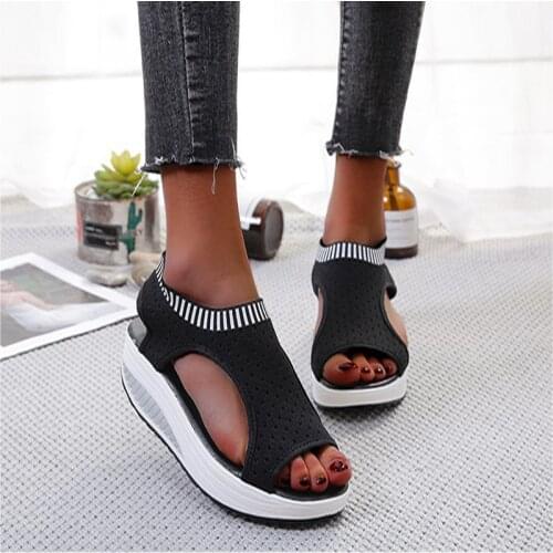 2021 Summer Sandals Wedge Platform Pu Buckle Strap Sewing Ladies Fashion Peep Toe Sandals