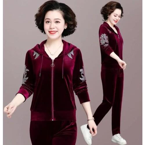 Middle-aged Women Gold velvet Sports Two Piece Sets Spring Autumn Casual Loose Trousers Suits Sportswear Tracksuit Plus size 4XL
