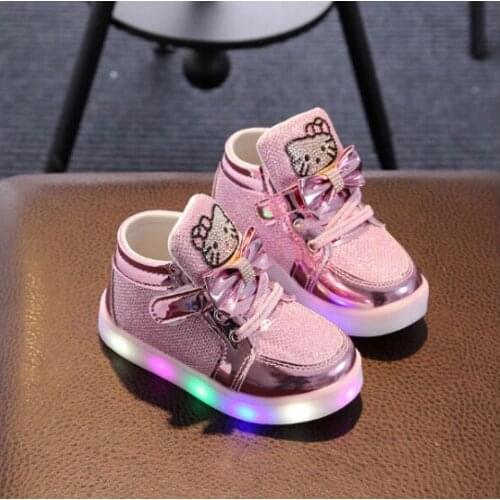 New Children Luminous Shoes Boys Girls Sport Running Shoes Baby Flashing Lights Fashion Sneakers Toddler Little Kid LED Sneakers