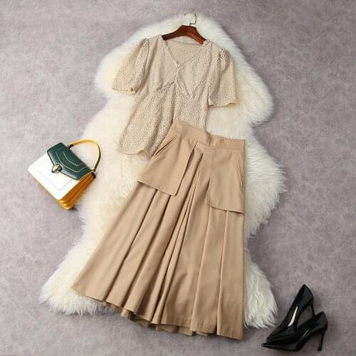 European and American womens wear for summer 2021 Short sleeved v-neck lace shirt Pleated wide-leg pants Fashion suits