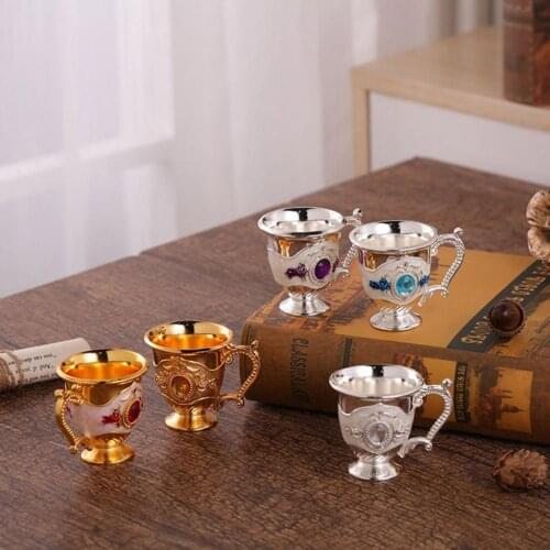 Wine Glass Creative Retro Design Wine Cup Zinc Alloy Exquisite Practical Drinking Cup for Party Gothic Whiskey Cup Decoration