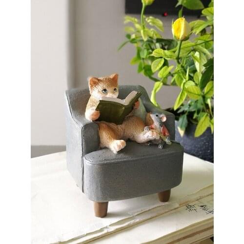 Creative Animal Resin Cat Figurines Crafts Teraryum Fairy Garden Miniatures Mini Home Decoration Accessories Funny Birthday Gift