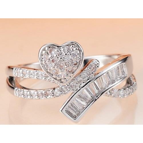 Heart-shaped Zircon Ring Ladies Amulet Multi Zircon Ring Mini Zircon Creative Closed Metal Ring Decoration Party Wedding Jewelry