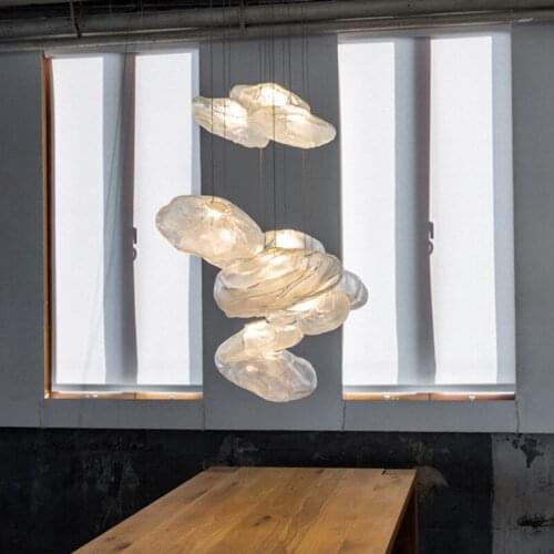JEUNEU Pendant Lights