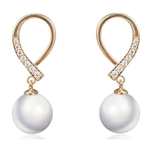 LADYCHIC New Trendy Cubic Zirconia Stud Earrings with Pearl Fashion Jewelry Gold Color Earrings for Women Exquisite Gift LE1446