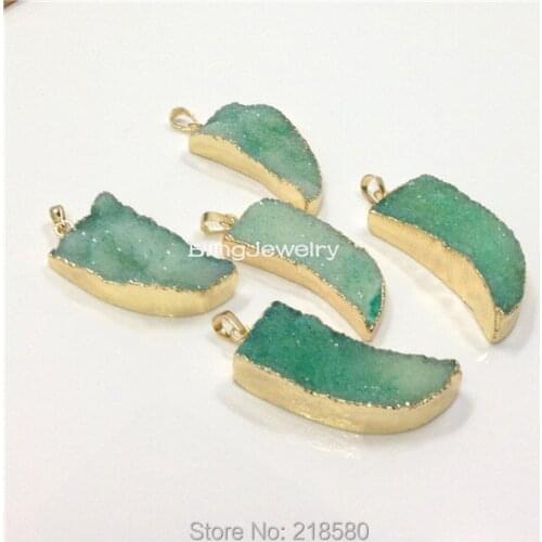 H-DP115 Lime Green Crystal Druzy Horn Tusk Pendant Charm Dipped in Gold