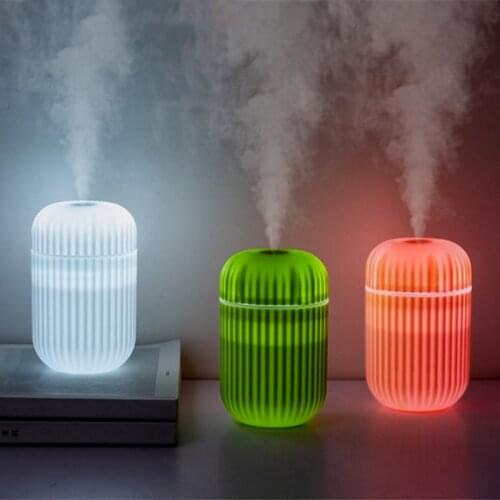 Mini Air Humidifier USB Rechargeable LED Night Light Car Home Low Noise Air Purifier Humidifier Mist Maker with Romantic Light