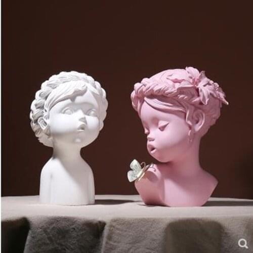 2020 creative human sculpture, European-style artwork, home office desktop decorations, birthday gifts