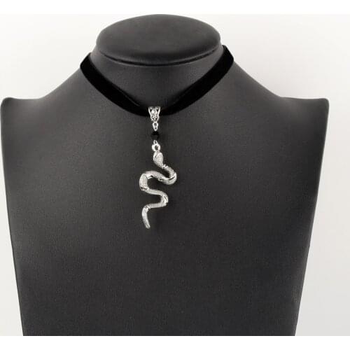 Snake Cobra Chokers Witchy Gothic Grunge Collar Velvet Necklace Dark Jewelry For Gift