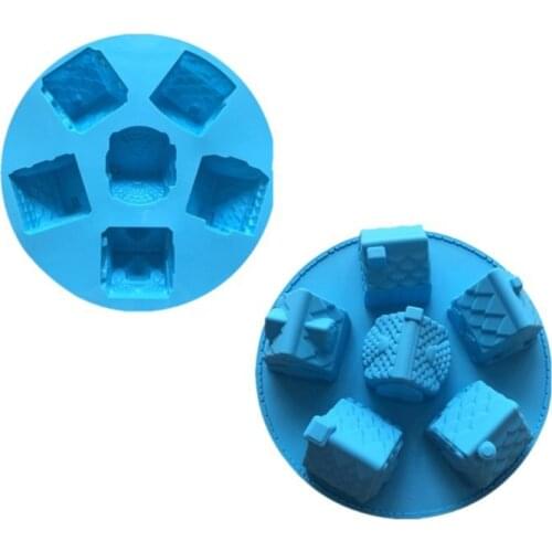 E56A 3D Christmas Small House Cake Epoxy Resin Mold Bread Cookie Silicone Mould DIY Crafts Ornaments Making Tools
