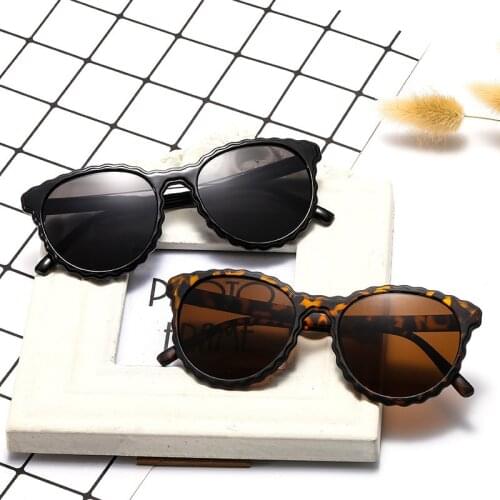 Brand Design Fashion Female Male Sunglasses Vintage Square Sun Glasses Luxury Outdoor Sunglass UV400 Shades Driver Goggles